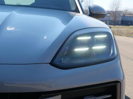 Chalk 2026 Porsche Cayenne Cayenne E-Hybrid