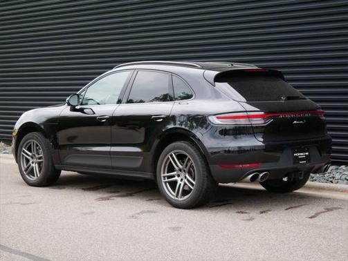 2021 Porsche Macan Base