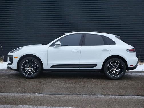 White 2024 Porsche Macan