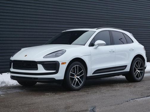 White 2024 Porsche Macan