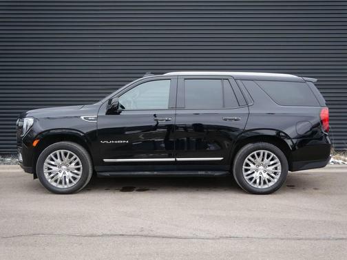 Onyx Black 2022 GMC Yukon SLT
