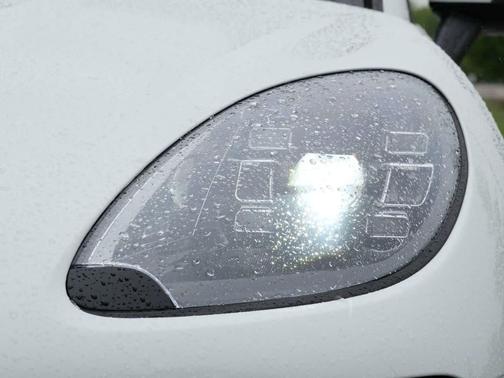 White 2015 Porsche Macan Macan S