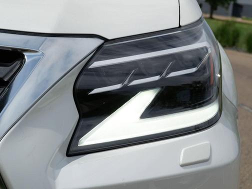 Eminent White Pearl 2023 Lexus GX 460 Premium