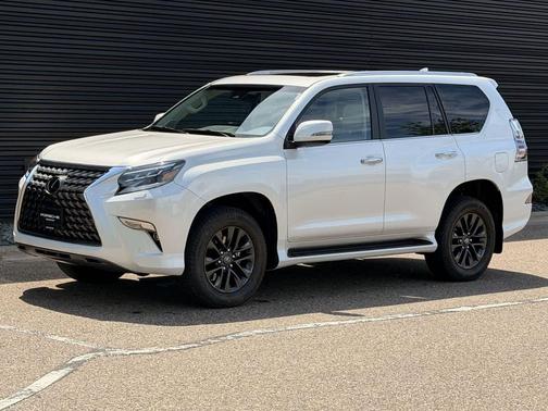Eminent White Pearl 2023 Lexus GX 460 Premium