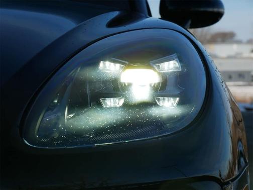 2021 Porsche Macan S