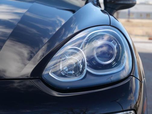 Mahogany Metallic 2017 Porsche Cayenne S