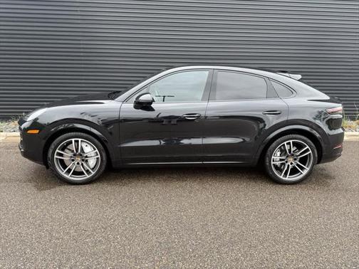 2022 Porsche Cayenne Turbo