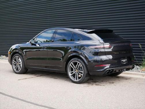 2022 Porsche Cayenne Turbo