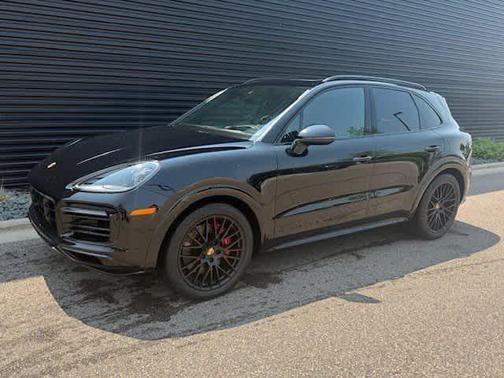 2023 Porsche Cayenne GTS