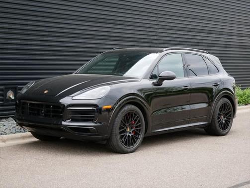 2023 Porsche Cayenne GTS