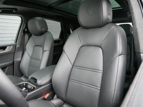 2026 Porsche Cayenne GTS