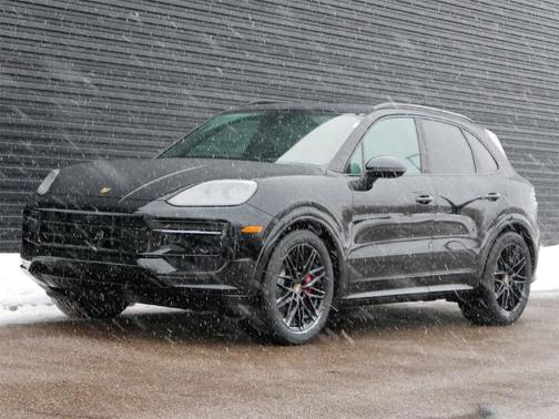 2026 Porsche Cayenne GTS