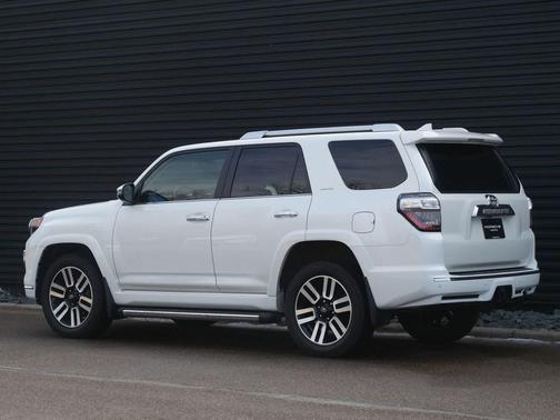 Blizzard Pearl 2022 Toyota 4Runner Limited
