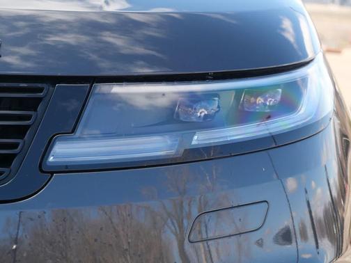 2025 Land Rover Range Rover Sport SE