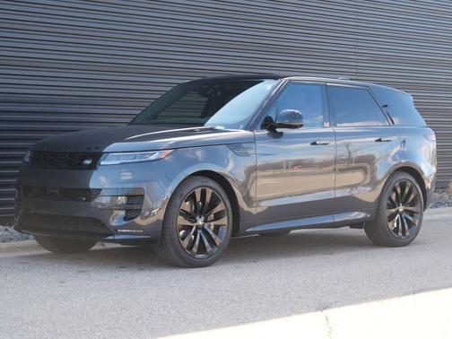 2025 Land Rover Range Rover Sport SE