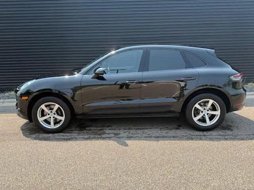 2019 Porsche Macan Base