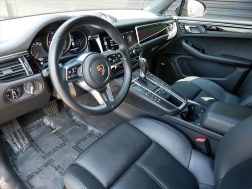 2019 Porsche Macan Base