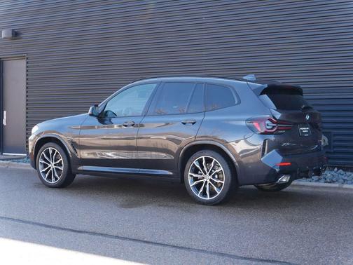 Dark Graphite Metallic 2023 BMW X3 xDrive30i