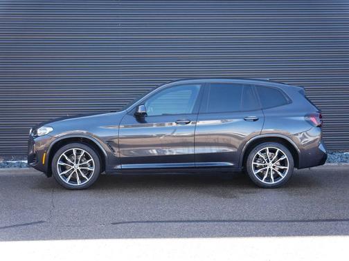 Dark Graphite Metallic 2023 BMW X3 xDrive30i