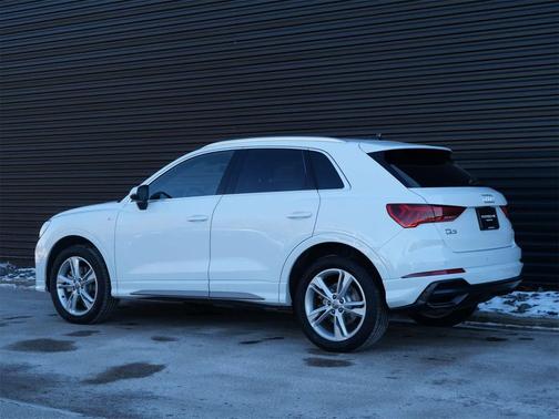 2021 Audi Q3 45 S line Premium Plus