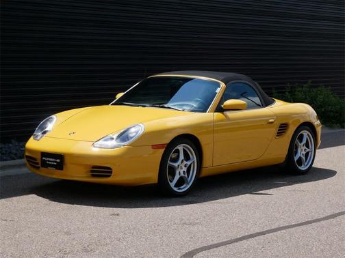 2004 Porsche Boxster 2dr Roadster 5-Spd Manual
