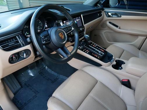 2022 Porsche Macan GTS