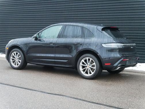 2024 Porsche Macan AWD