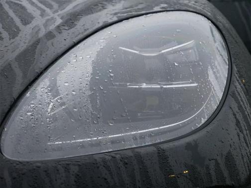 2024 Porsche Macan AWD