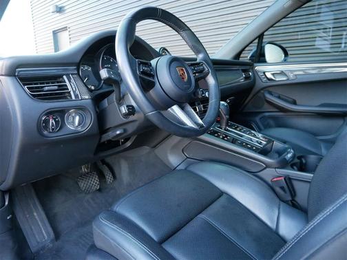2022 Porsche Macan GTS