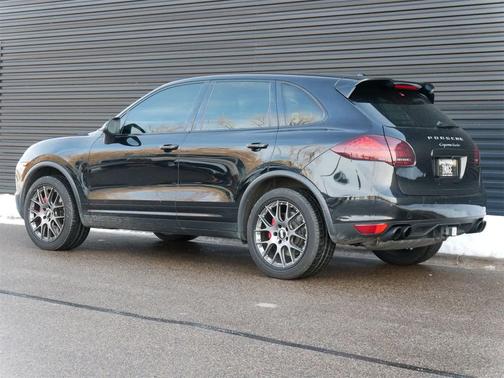 2014 Porsche Cayenne Turbo