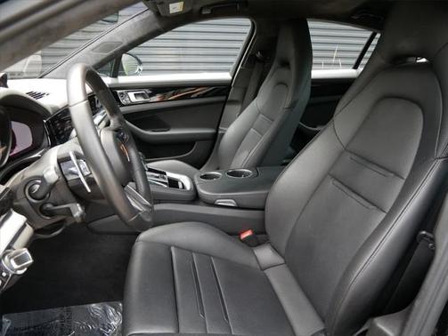2021 Porsche Panamera Turbo S