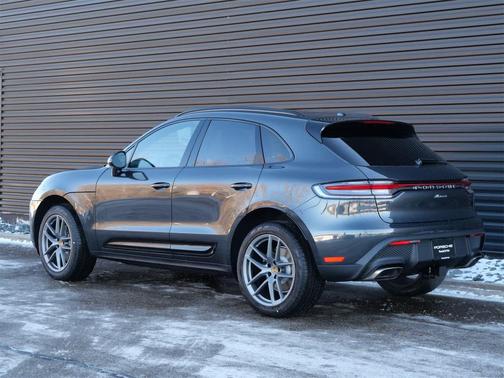 2026 Porsche Macan 