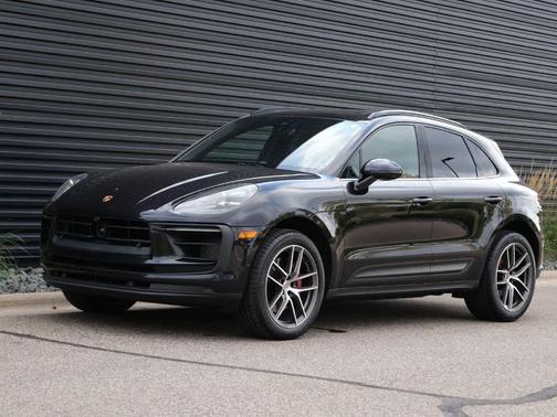 2022 Porsche Macan Macan