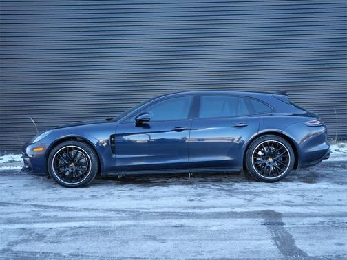 2020 Porsche Panamera 4