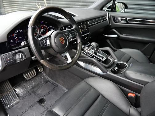 2022 Porsche Cayenne Turbo