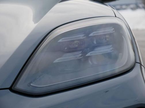 Arctic Grey 2026 Porsche Cayenne Cayenne E-Hybrid