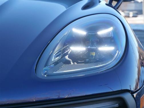 2024 Porsche Macan S