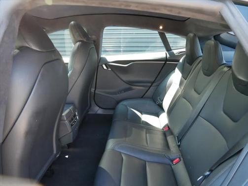 2020 Tesla Model S Long Range Plus