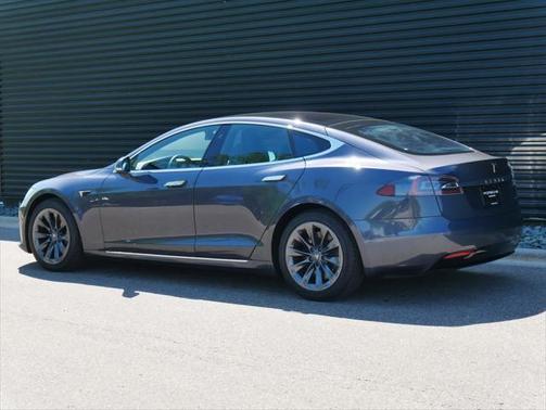2020 Tesla Model S Long Range Plus