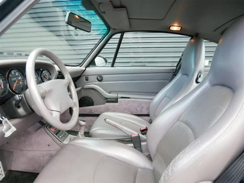 1995 Porsche 911 Carrera