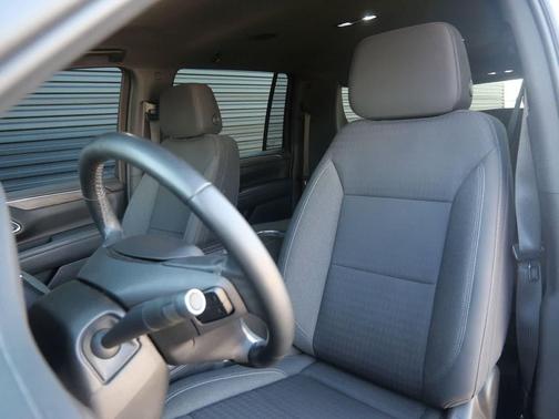 Summit White 2023 Chevrolet Suburban LS