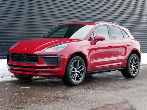 2026 Porsche Macan AWD