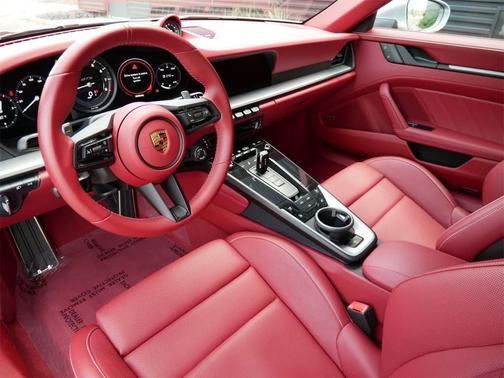 2023 Porsche 911 Carrera S