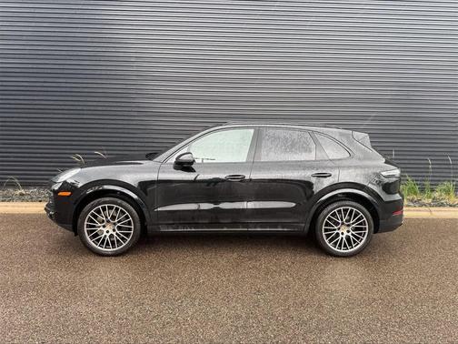 2023 Porsche Cayenne AWD