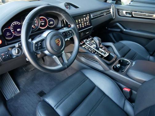 2023 Porsche Cayenne AWD