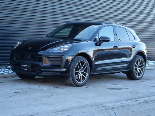 2025 Porsche Macan AWD