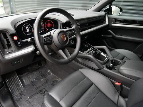 2024 Porsche Cayenne AWD