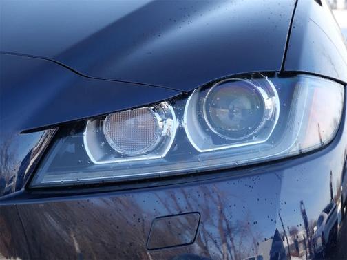 2018 Jaguar F-PACE 25t Prestige