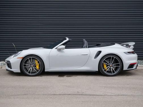 2024 Porsche 911 Turbo