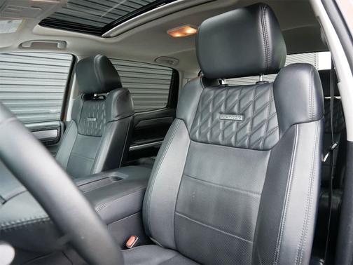 2017 Toyota Tundra Platinum